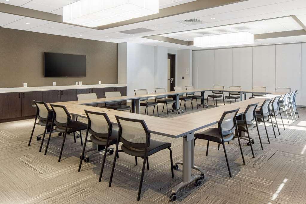 Cambria Hotel College Park Facilities photo