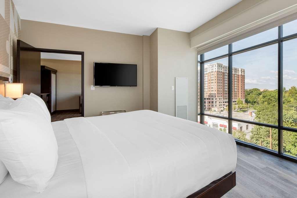 Cambria Hotel College Park Room photo